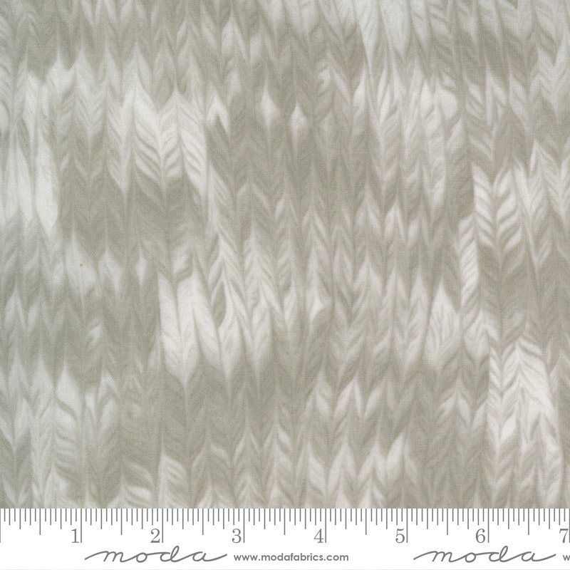 Janet Clare – Botanicals – Vintage Grey Feathers Fat 1/4